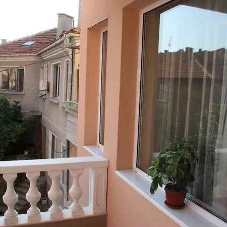 Поморие Клара Apartment